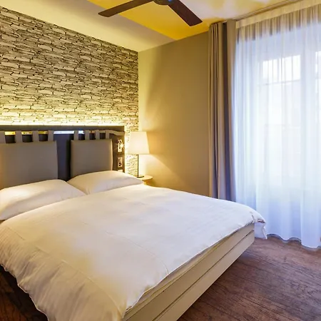 Swiss Wine By Fassbind Szálloda 3*