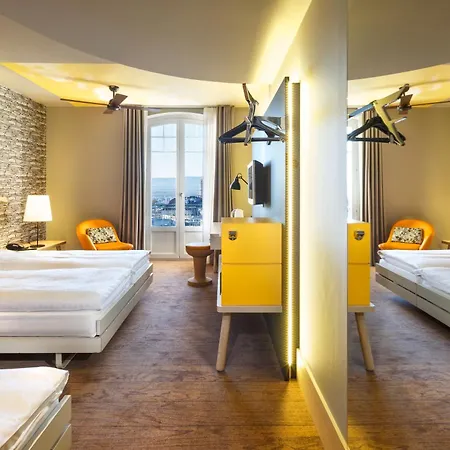 Swiss Wine By Fassbind 3*