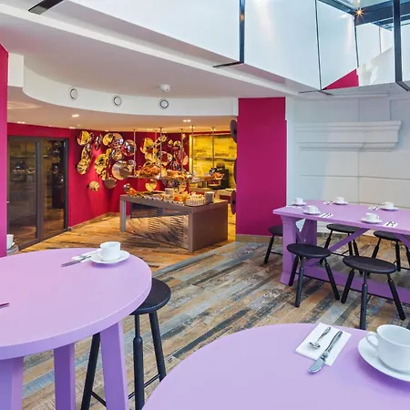 Swiss Wine By Fassbind Hotel