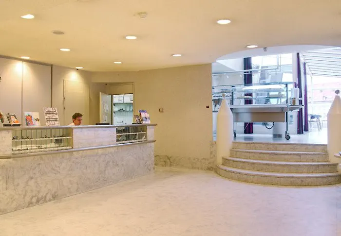 Hotel Swiss Wine By Fassbind Lausanne