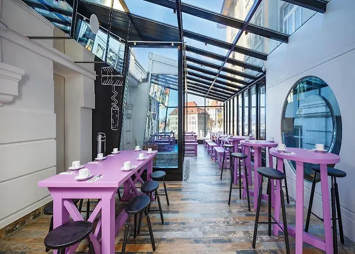 Swiss Wine By Fassbind Hotel Lausanne