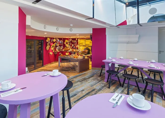 Swiss Wine By Fassbind Hotel